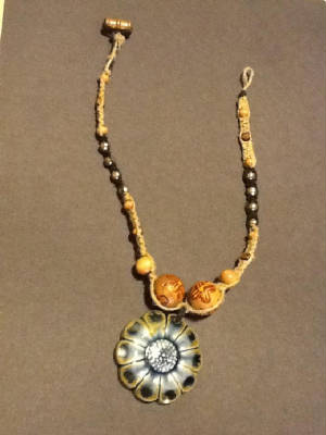Creations/necklace3.jpg